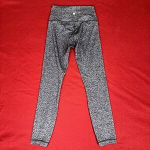 Lululemon Leggings Womens 4 Grey 22x24 Slim Athlesiure Gym‎ Yoga Pants Adult